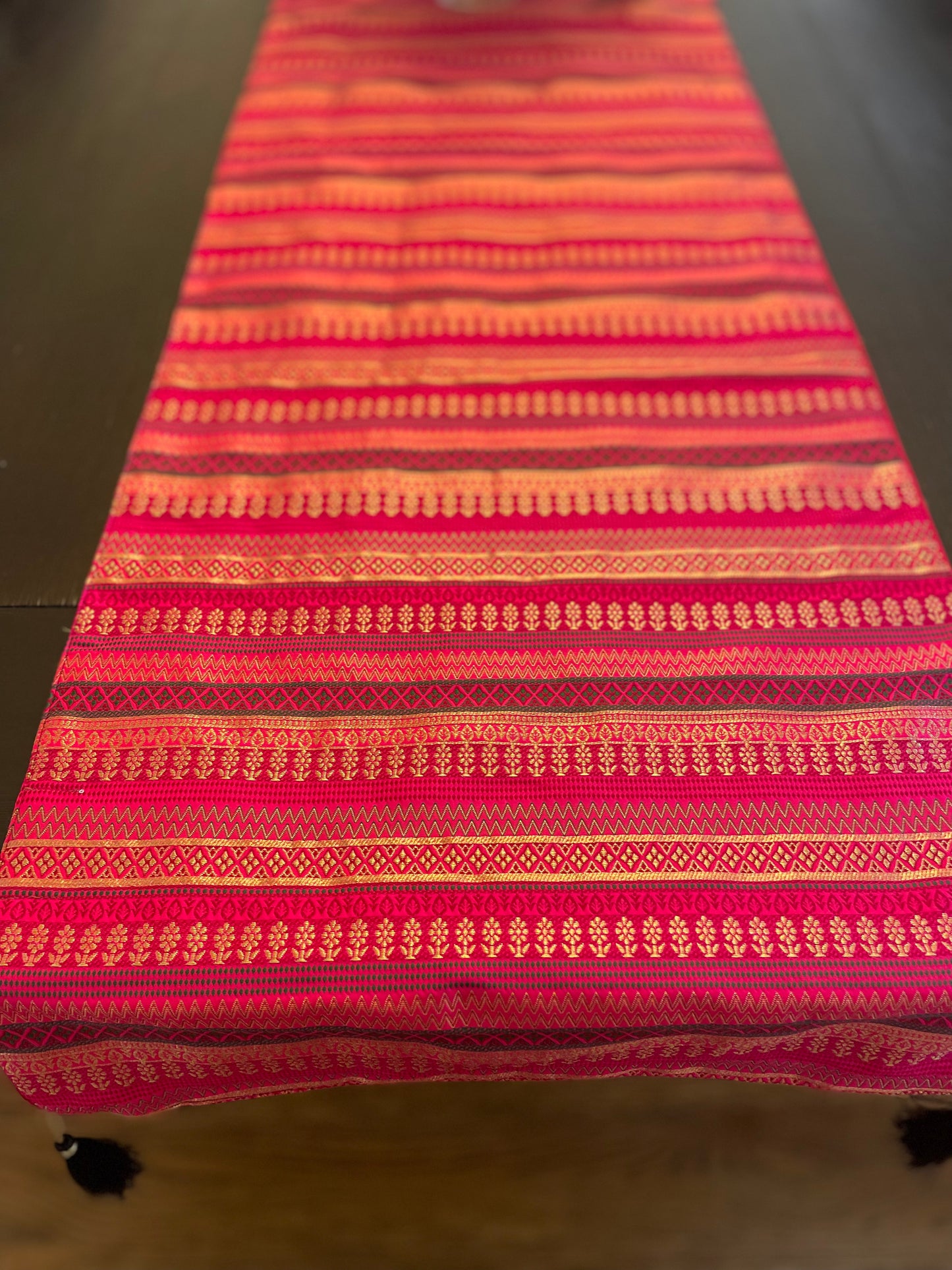 Vertical Vibes Table Runners